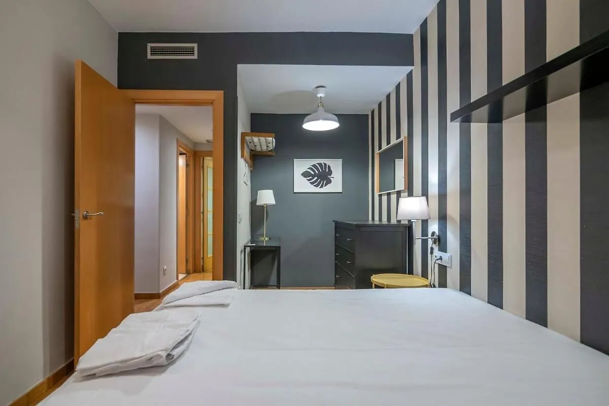 Modern And Bright Apartment In Eixample 5-2 Βαρκελώνη